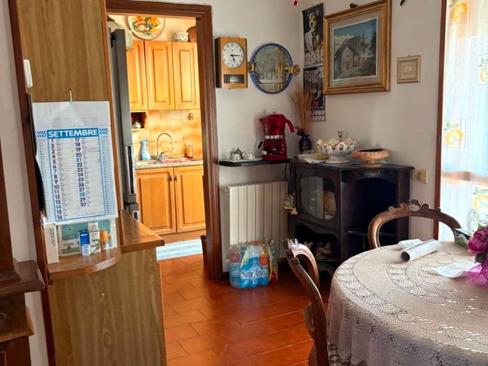 Appartamento quadrilocale in vendita in Via San Francesco d'Assisi, Semicentro, Cascina