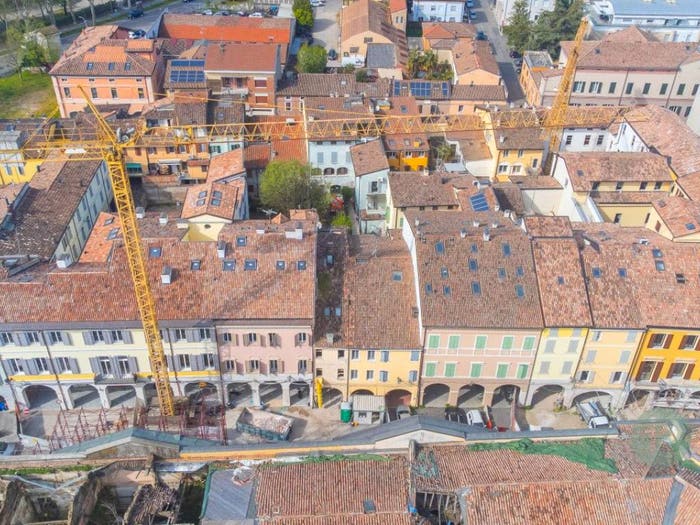 Appartamento quadrilocale in vendita in Via Giovanni Pico, Centro, Mirandola