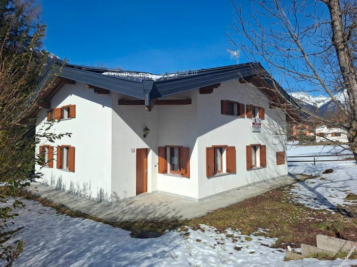 Casa con 6 locali in vendita in Via del Giardin, Massimeno
