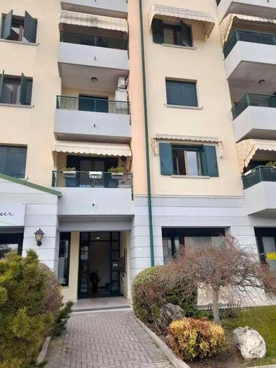 Appartamento trilocale in vendita in Via Vallada, Centro, Porcia