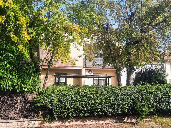 Casa con 6 locali in vendita in Piazza Giosuè Carducci, Centro, Rio Saliceto