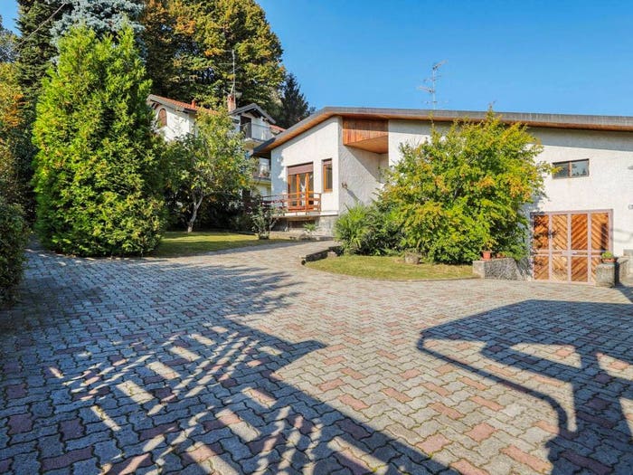Casa quadrilocale in vendita in via Monte Nevoso, Crenna Bettolino, Gallarate