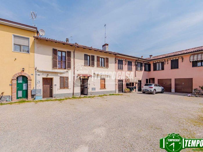 Appartamento trilocale in vendita in Via Giuseppe Garibaldi, Centro, Belgioioso