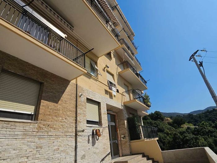 Appartamento quadrilocale in vendita in Via Gaspare Murtola, Pra', Genova