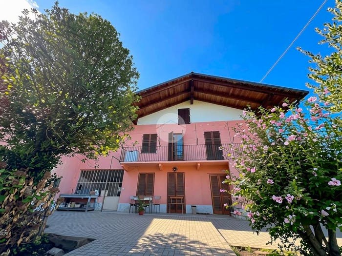 Casa quadrilocale in vendita in Località S Bernardo, San Bernardo, Cuorgnè