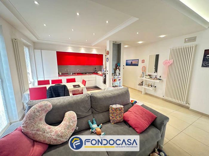 Appartamento quadrilocale in vendita in Via Carrafo, Piattoni Villa Sant'Antonio, Castel di Lama