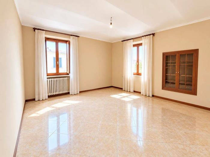 Appartamento quadrilocale in vendita in Centro, San Giorgio Piacentino