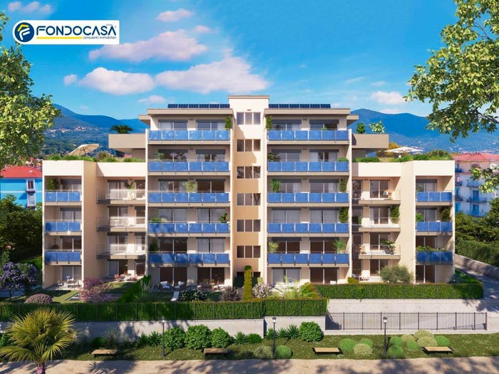 Appartamento monolocale in vendita in Via Como, Centro, Loano