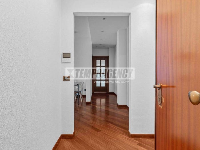Appartamento trilocale in vendita in Via Santa Rita da Cascia, Barona, Milano