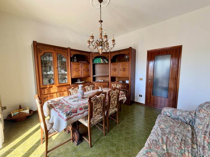 Casa con 6 locali in vendita in Loc Cà Persa di Corano, Borgonovo Val Tidone