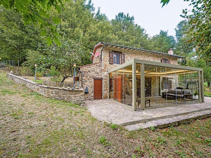 Casa quadrilocale in vendita in Via Case Ripaccioli, Santa Fiora
