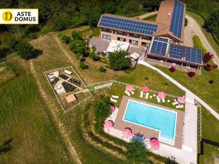 Casa con 6 locali in vendita in Regione Piampodazza, Montechiaro d'Acqui