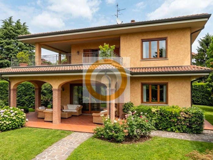 Casa con 6 locali in affitto in Centro, Romano d'Ezzelino