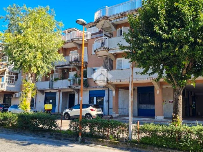 Casa trilocale in vendita in Via Circumvallazione, Casapulla