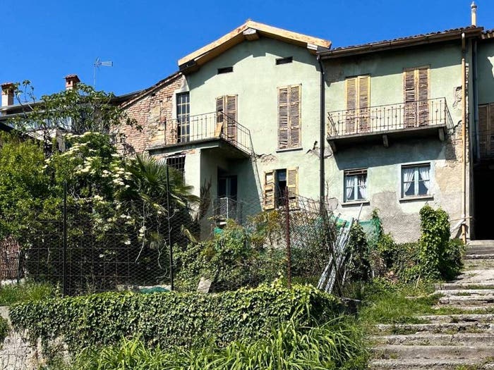 Casa con 6 locali in vendita in Piazza Giuseppe Colombo, Centro, Costa Masnaga