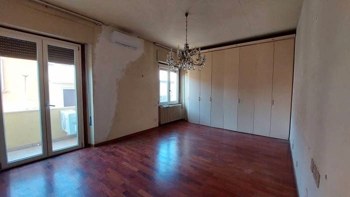 Appartamento con 6 locali in vendita in Villa Severi Cappuccini, Arezzo