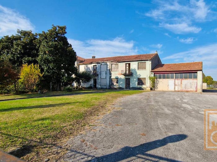 Casa con 6 locali in vendita in Via Ciardi, Centro, Quinto di Treviso