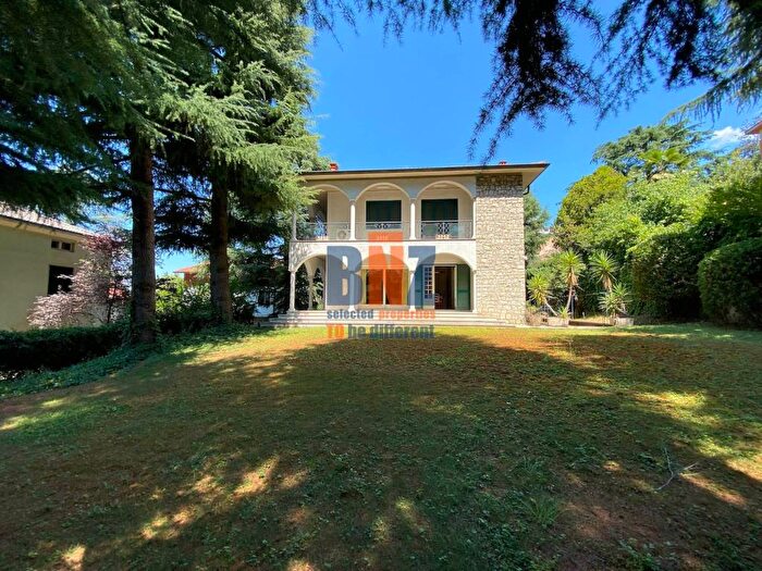 Casa con 6 locali in vendita in Via del Goletto, Crocifissa di Rosa, Brescia