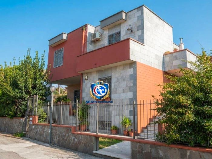 Casa con 6 locali in vendita in Via Lago Patria, Lago Patria, Giugliano in Campania