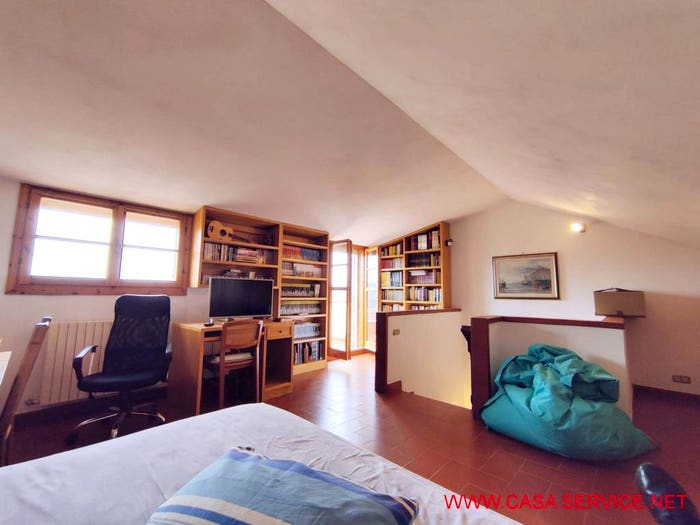 Casa con 6 locali in vendita in Via Giovanni Pascoli, Levane, Bucine