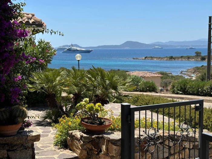 Appartamento quadrilocale in vendita in Località Cala Delfino, Golfo Aranci