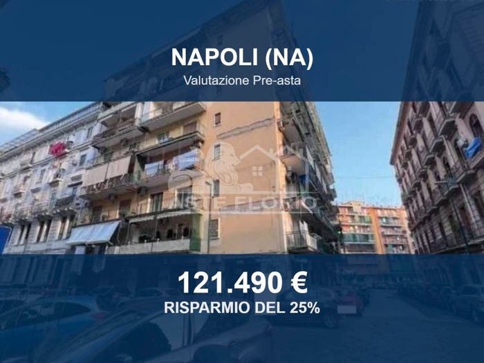 Appartamento con 5 locali in vendita in Via Marco Aurelio Severino, San Carlo All'Arena Sanità, Napoli