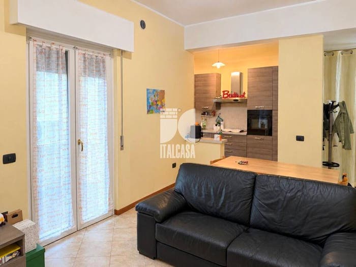 Appartamento trilocale in vendita in Strada Stazione Frassino, Lunetta Frassino, Mantova