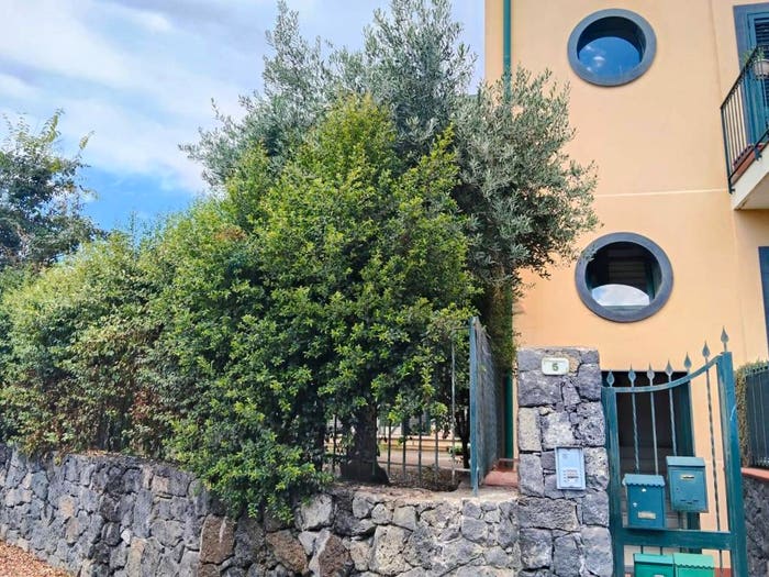 Appartamento trilocale in vendita in Via Ortisei, Pozzillo Stazzo Santa Tecla, Acireale