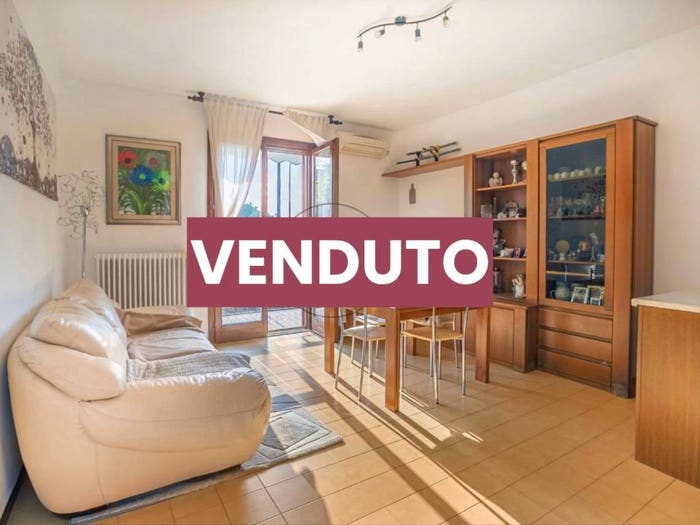 Appartamento bilocale in vendita in via IV Novembre, Centro, Dello