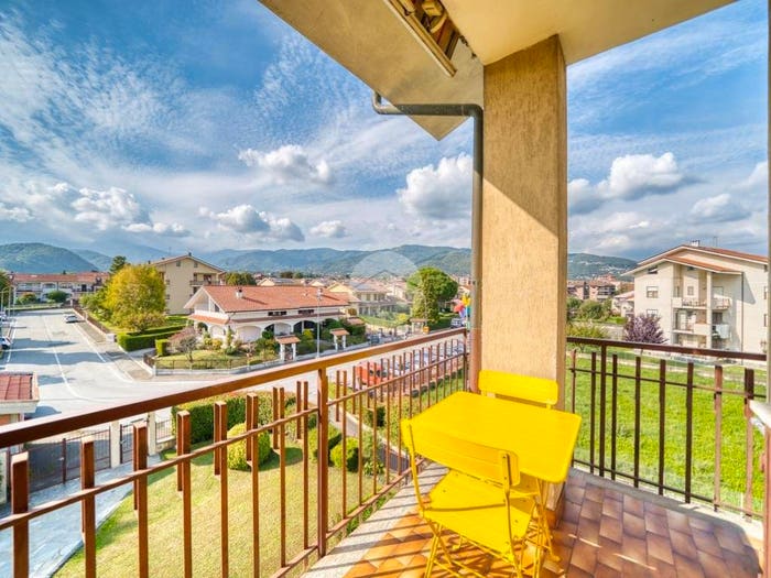 Appartamento con 5 locali in vendita in Via Romarolo, Centro, Giaveno