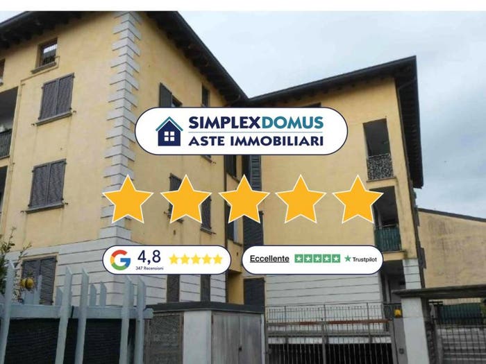 Appartamento trilocale in vendita in Via San Vigilio, Centro, Calco