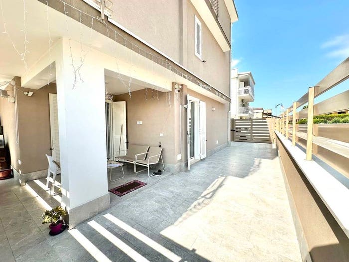 Appartamento trilocale in vendita in Via Piave, Teverola