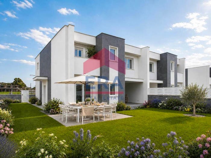 Appartamento trilocale in vendita in Via Di Macchia Palocco, Casal Palocco, Roma