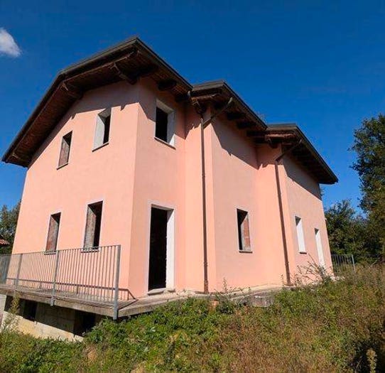 Casa con 5 locali in vendita in Via Campolasso, Tassarolo