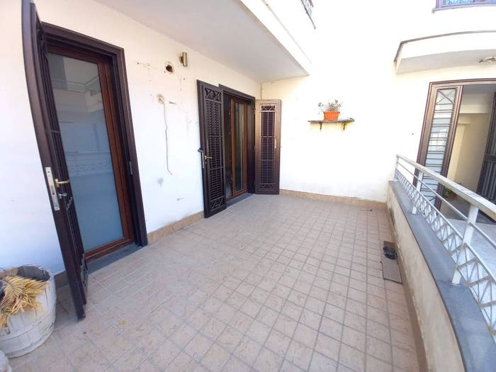 Casa con 6 locali in vendita in Via Nazionale delle Puglie, San Vitaliano