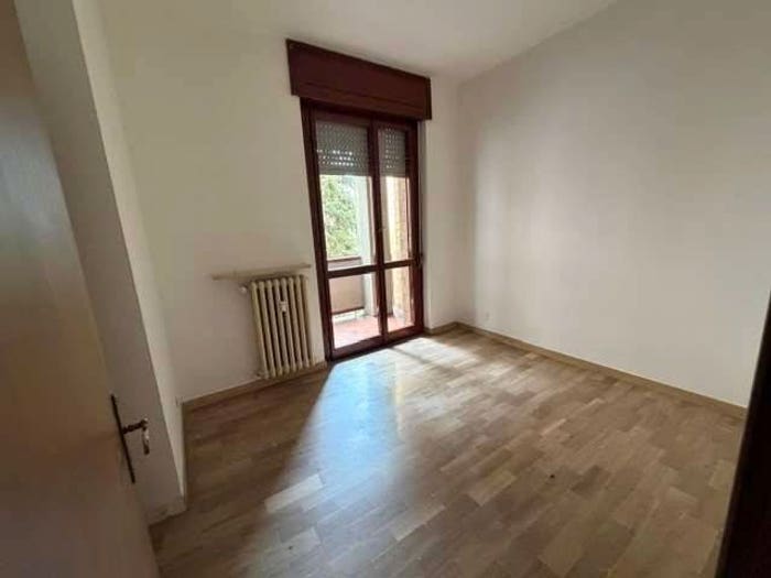 Appartamento trilocale in vendita in Piazza Genova, Alessandria