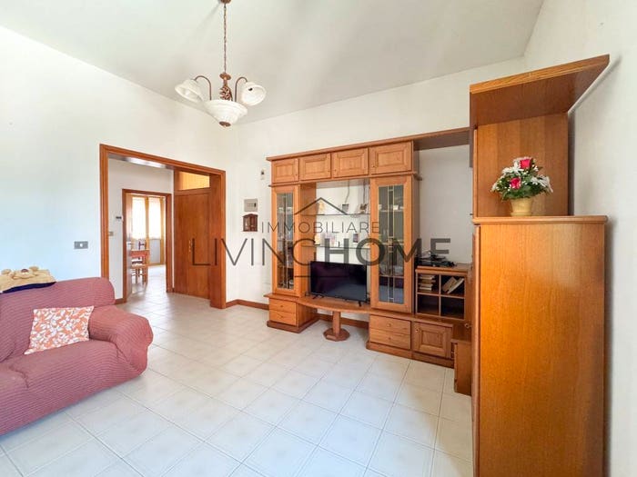 Casa con 6 locali in vendita in Via Volosca, BellariaIgea Marina