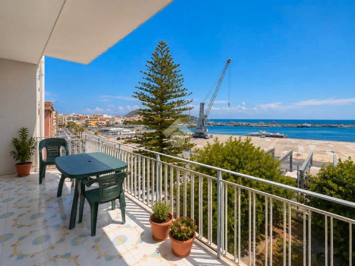 Appartamento quadrilocale in vendita in Via dei mille, Centro, Milazzo