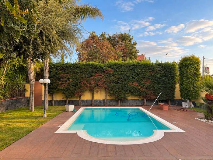 Casa con 6 locali in vendita in Centro, Mascalucia