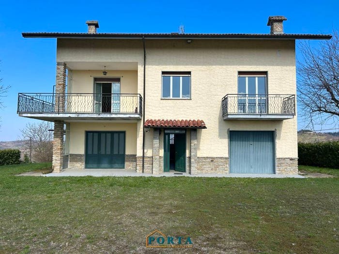Casa con 5 locali in vendita in Frazione Sant'Antonio, Marsaglia