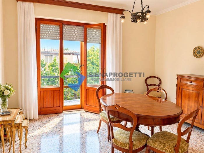 Appartamento quadrilocale in vendita in Via Mazzini, Centro, Sovicille