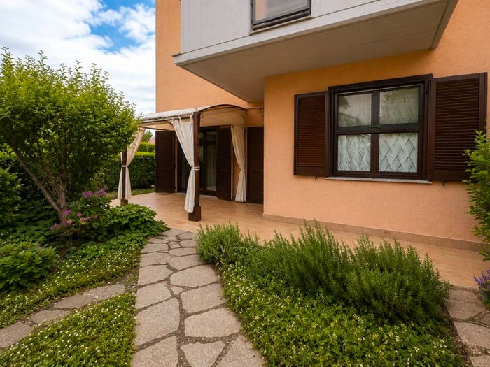 Casa con 6 locali in vendita in Via Vittorio Alfieri, San Gillio