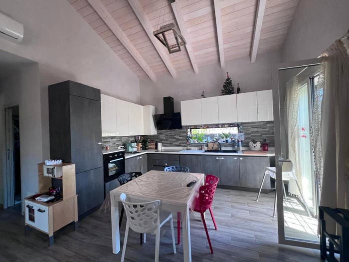 Casa trilocale in vendita in Via Venezia Tridentina, Santa Lucia, Fonte Nuova