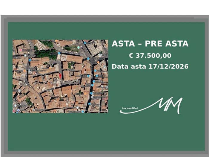 Appartamento bilocale in vendita in Piazza Cesare Battisti, Centro Storico, Velletri