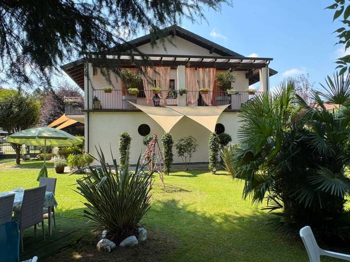 Casa con 6 locali in vendita in Strada Consortile del Respiro, Robbiate