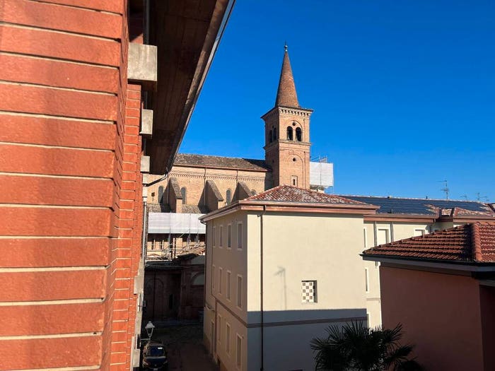 Appartamento con 6 locali in vendita in Vicolo Arnaldo da Brescia, Centro, Fidenza