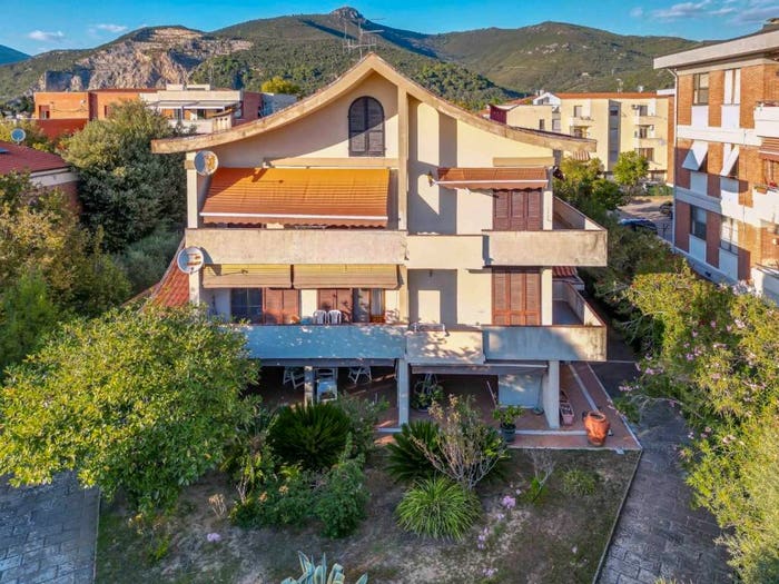 Casa con 6 locali in vendita in Via Tosco Romagnola, San Frediano Nord San Casciano, Cascina