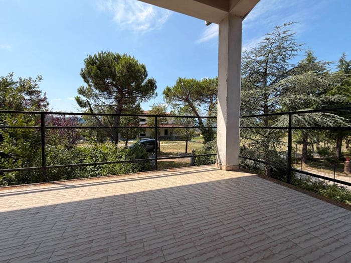 Casa quadrilocale in vendita in Centro, Montese