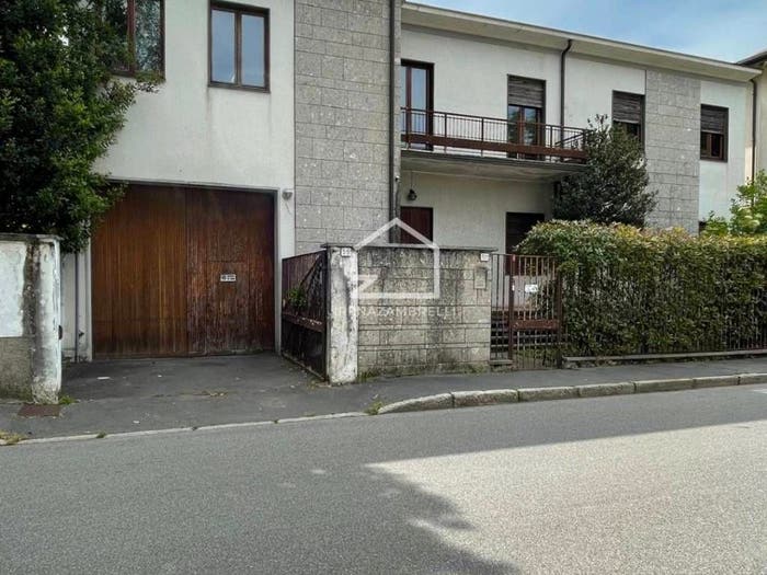 Casa con 6 locali in vendita in VIA ROMA, Centro, Nerviano