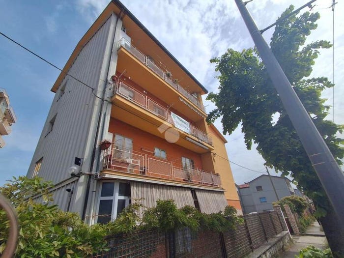 Appartamento trilocale in vendita in Via Camillo Benso Conte di Cavour, Emanuele II C Colombo Morelli e Silvati, Avellino